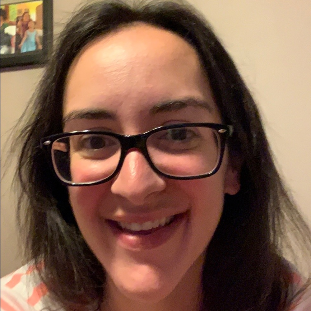 Meet your Posher, Christina